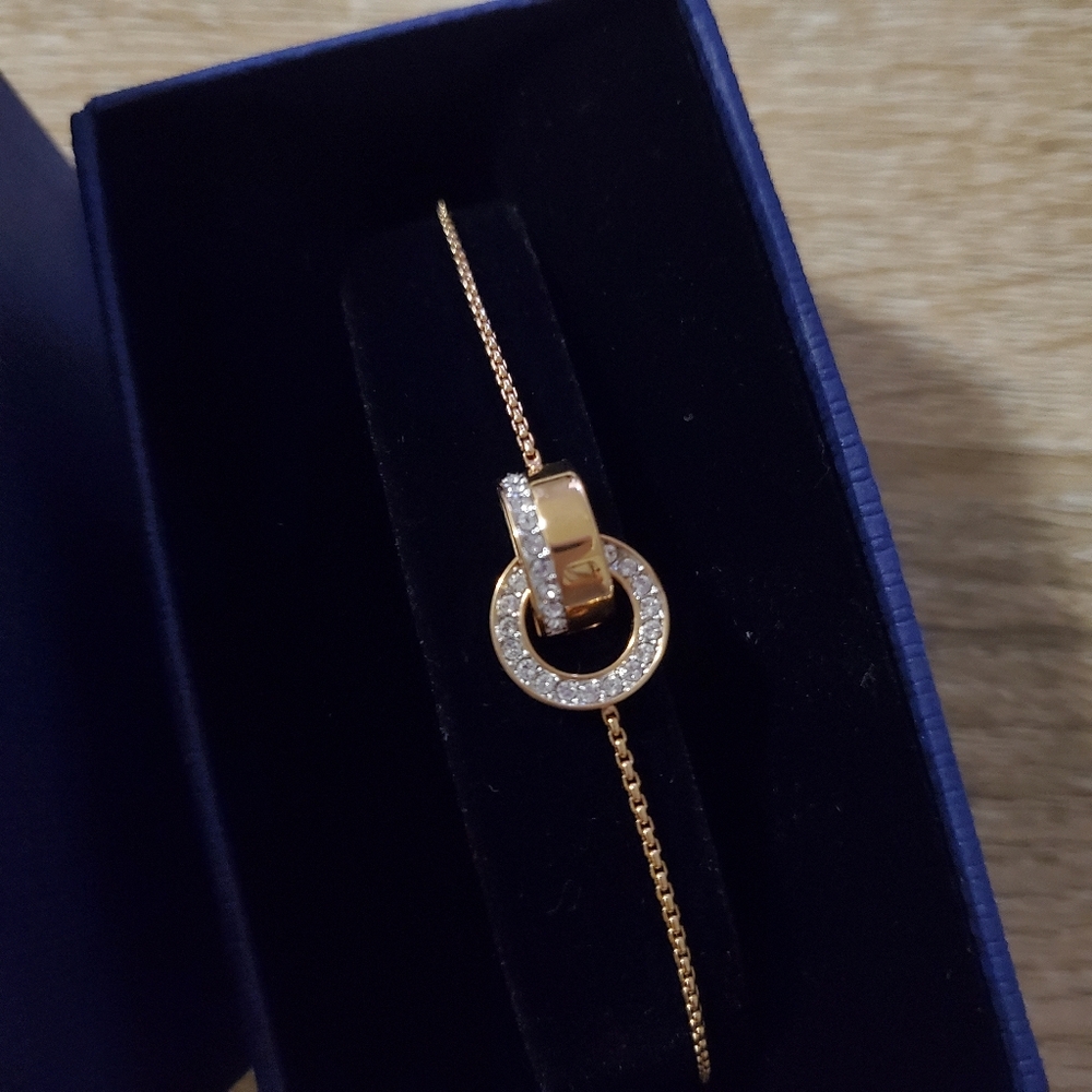 Swarovski rose gold tone crystal bracelet - Picture 3 of 3